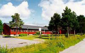 Hovedkontoret ligger i Ulvsv�g i Hamar�y.
